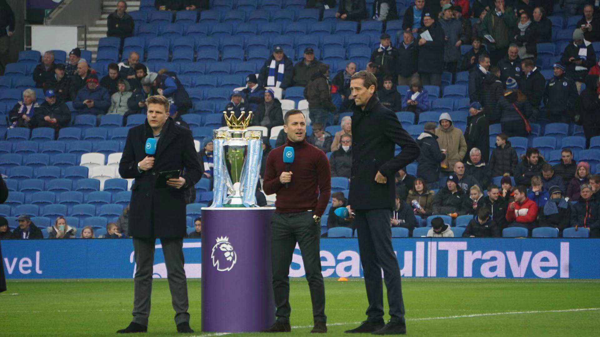 皇马今夏或大换血！小熊去沙特，甩卖卡马文加，曼城铁卫.